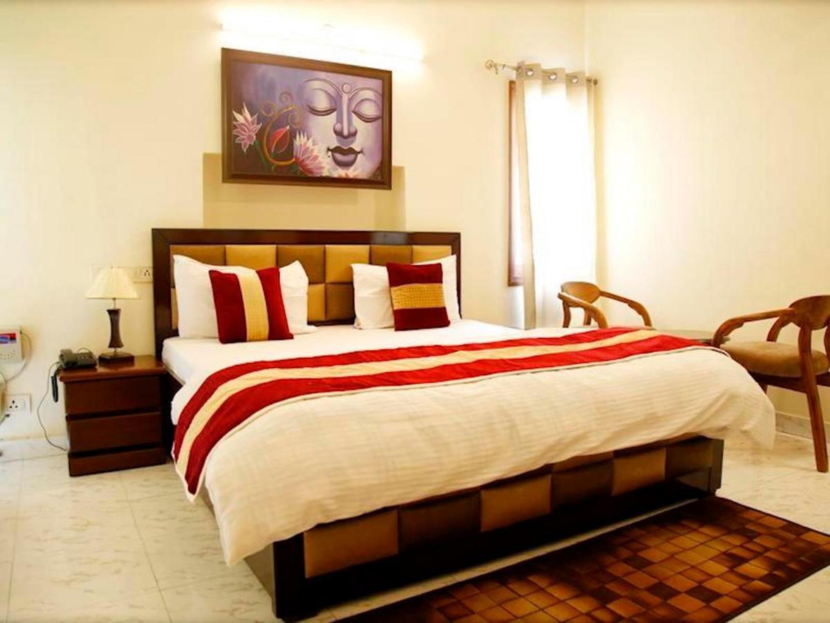Maplewood Guest House, Neeti Bagh, New Delhiit Is A Boutiqu Guest House - Room 3 Exterior foto